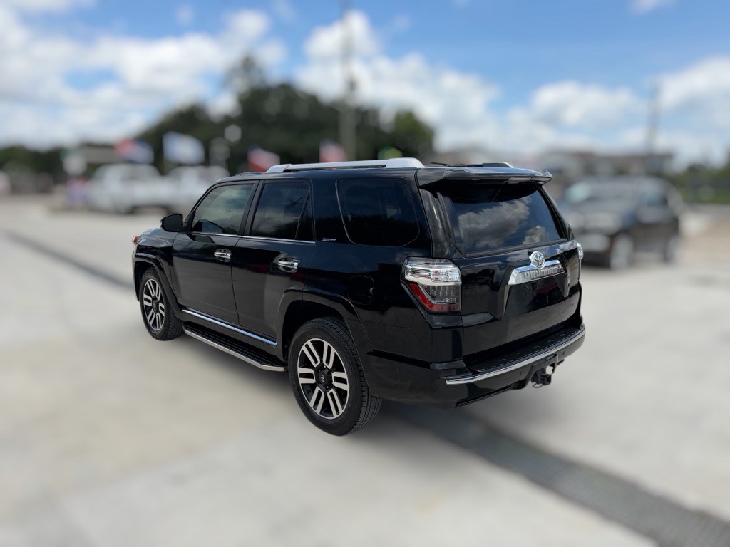 2016 Toyota 4Runner Image 12