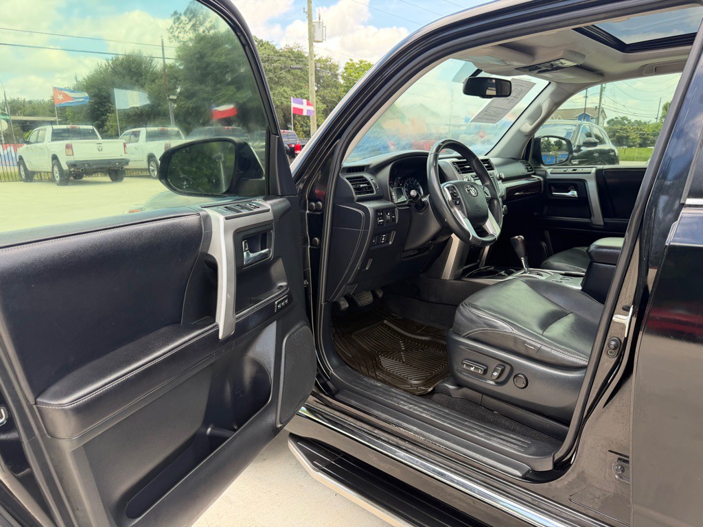2016 Toyota 4Runner Image 20
