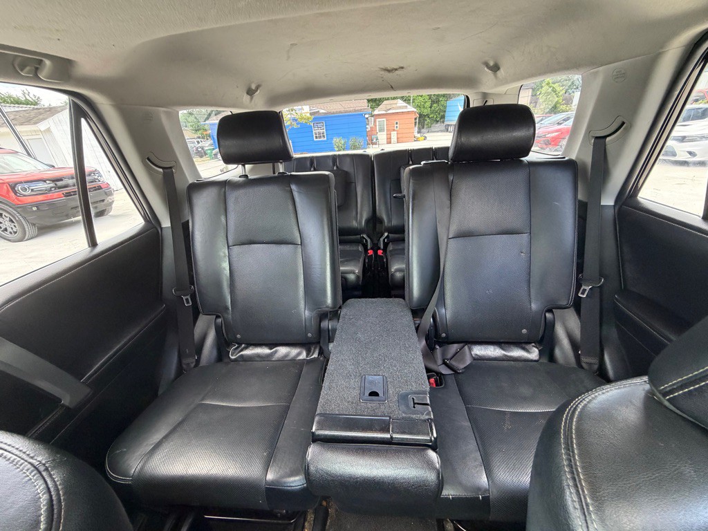 2016 Toyota 4Runner Image 24