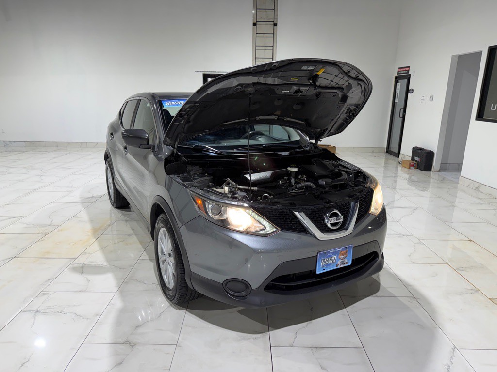 2017 Nissan Rogue Image 5