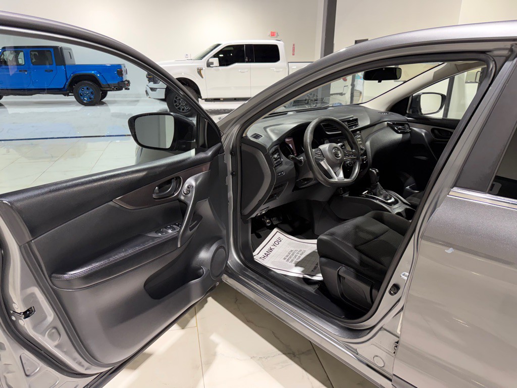 2017 Nissan Rogue Image 20