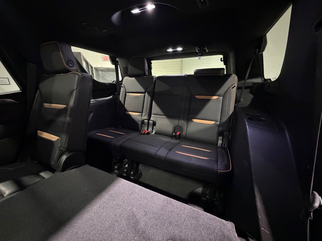 2021 GMC Yukon Image 18