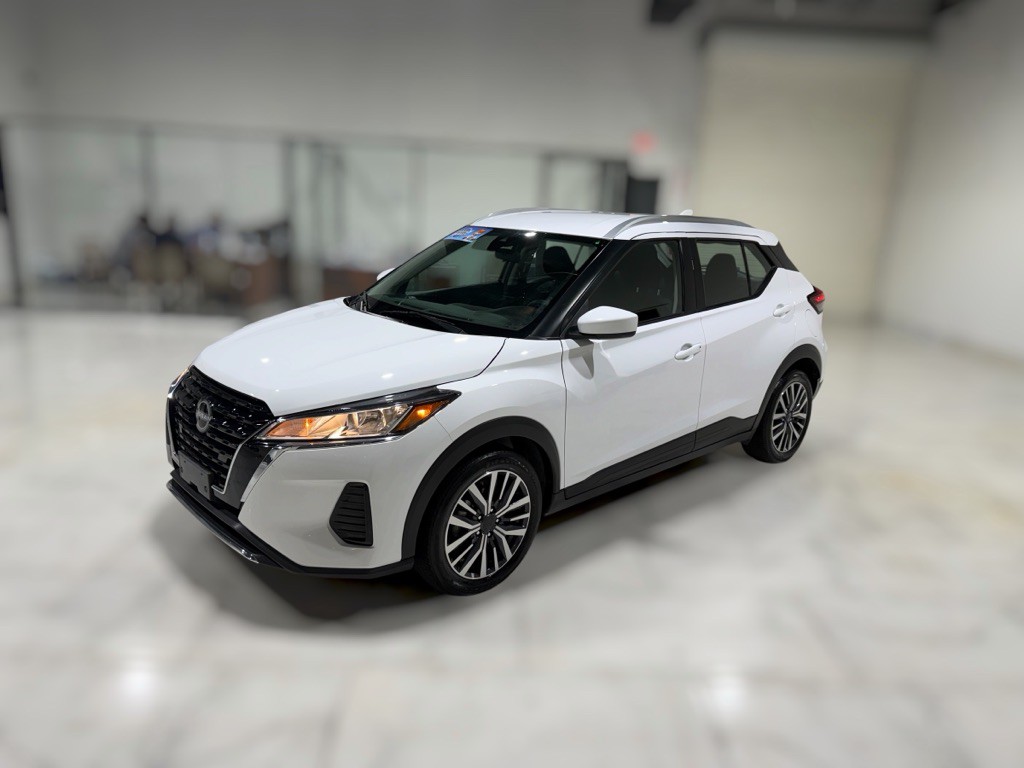 2022 Nissan Kicks Image 1