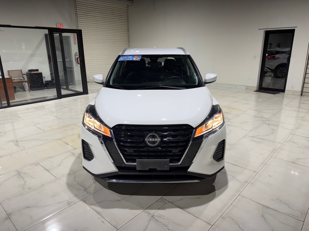 2022 Nissan Kicks Image 2