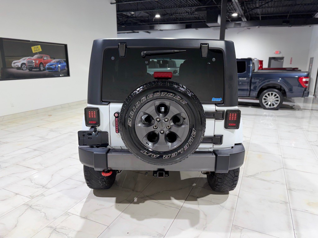 2017 Jeep Wrangler Unlimited Image 9