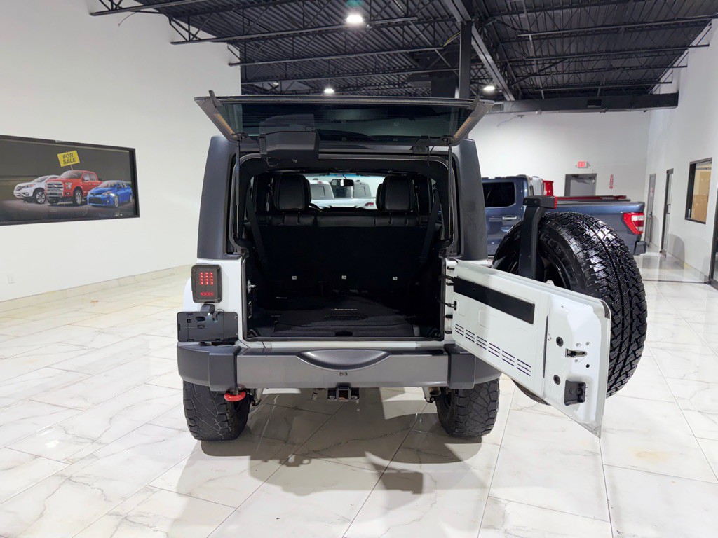 2017 Jeep Wrangler Unlimited Image 11