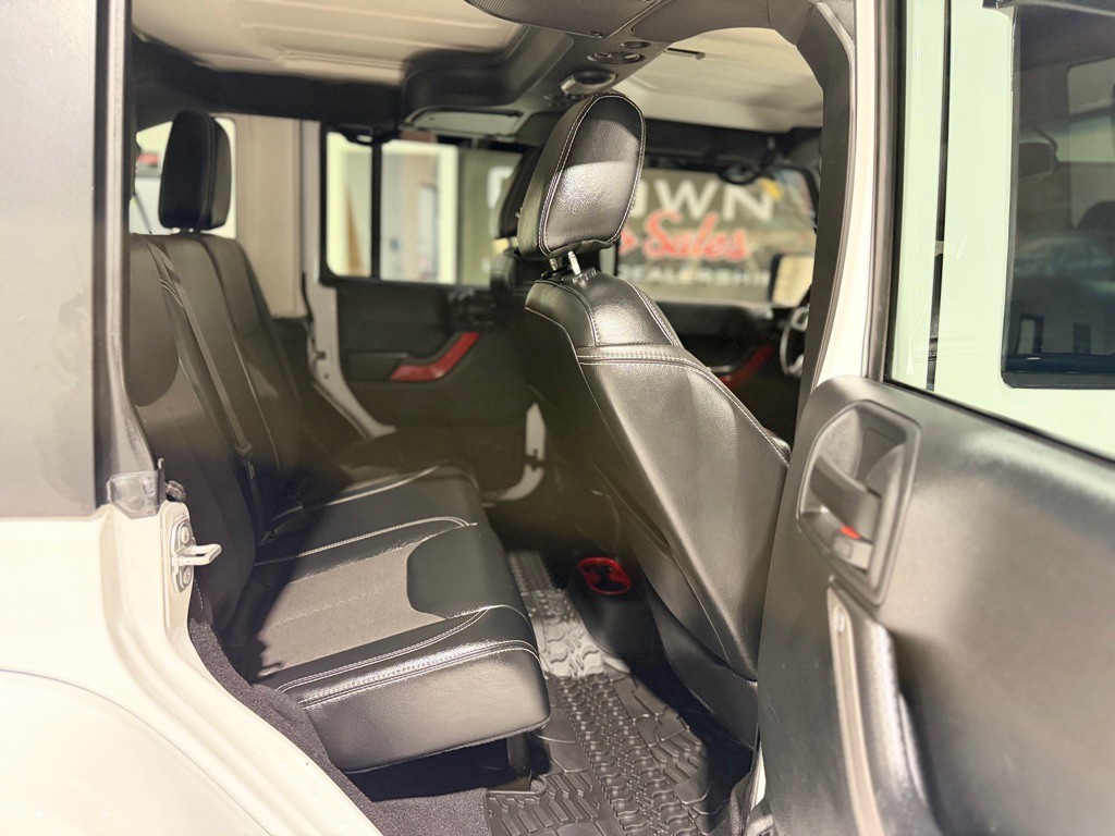 2017 Jeep Wrangler Unlimited Image 13