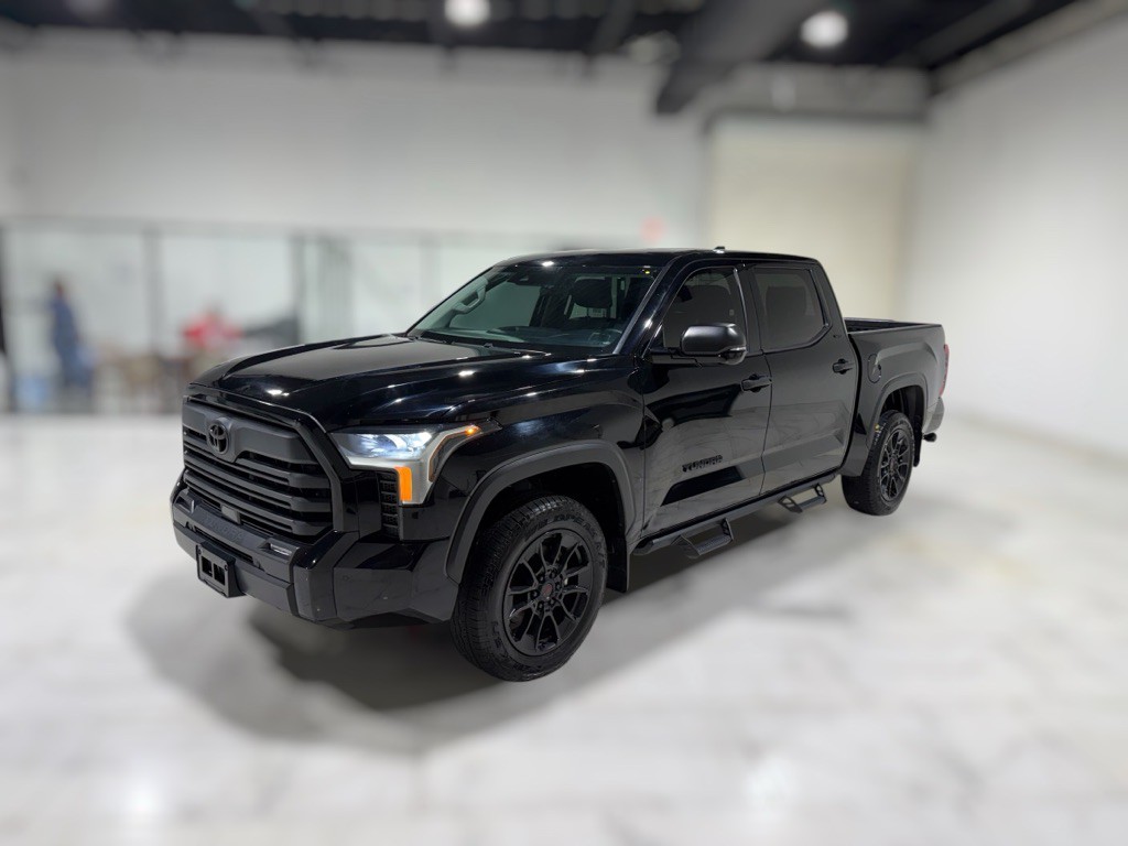 2024 Toyota Tundra Image 1