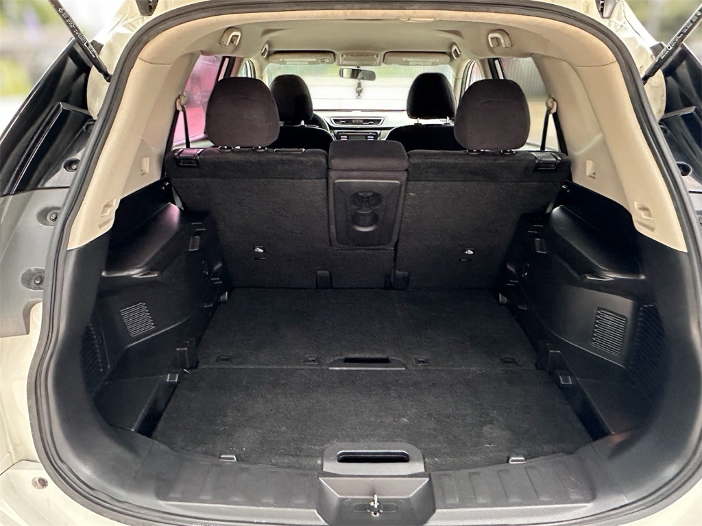 2015 Nissan Rogue Image 26