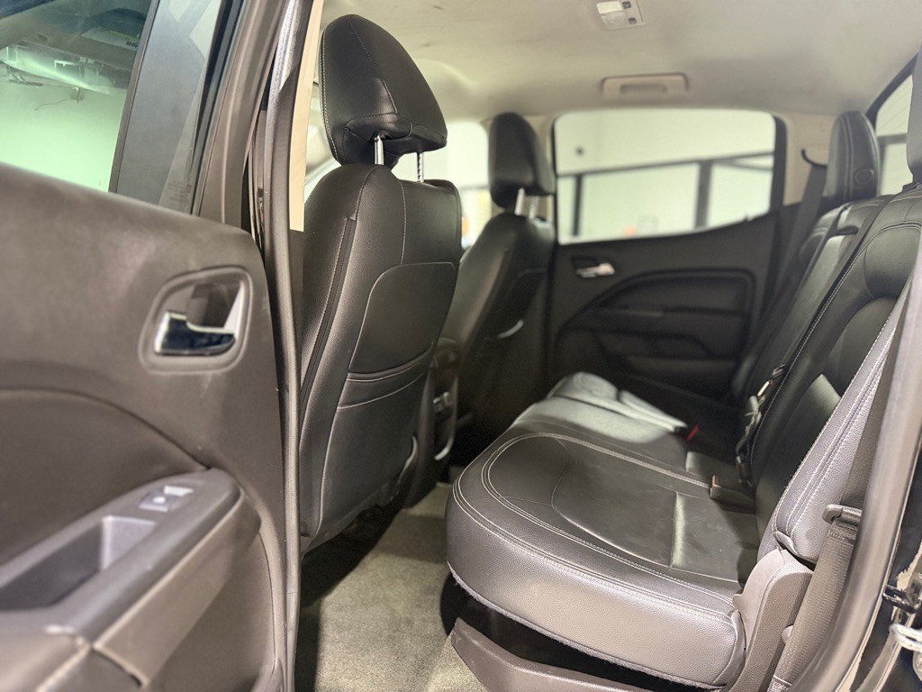 2016 GMC Canyon Image 11