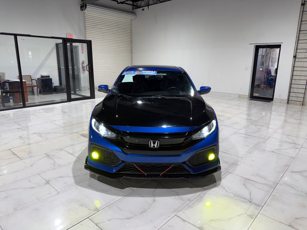 2017 Honda Civic Image 2