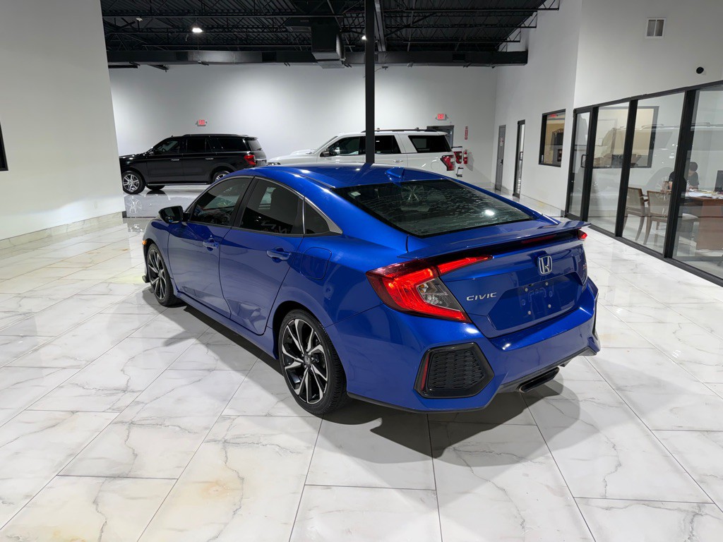 2017 Honda Civic Image 9