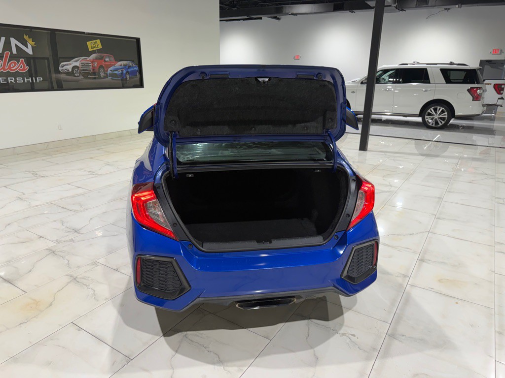 2017 Honda Civic Image 12