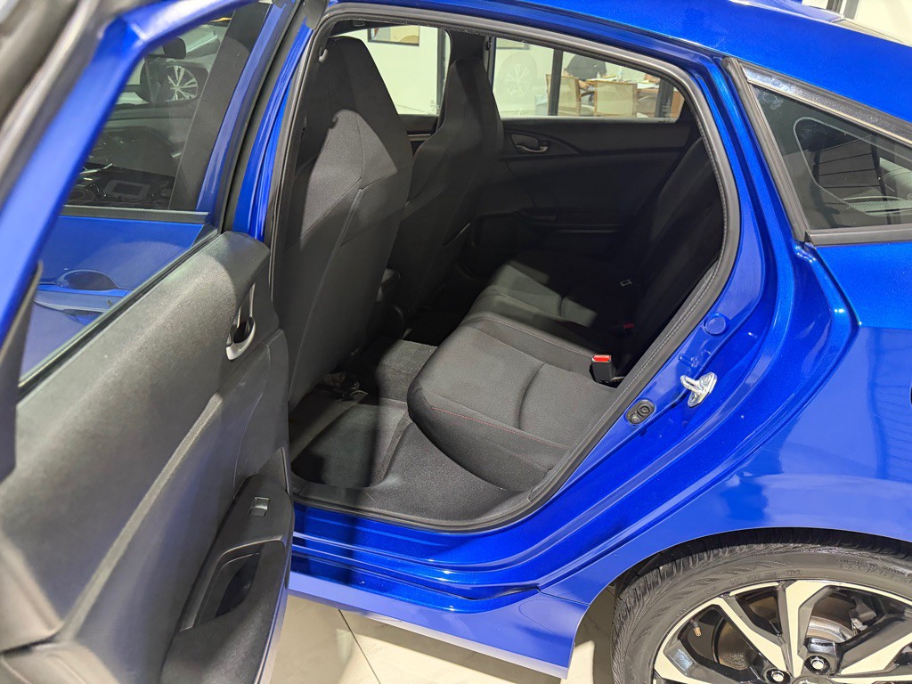 2017 Honda Civic Image 13