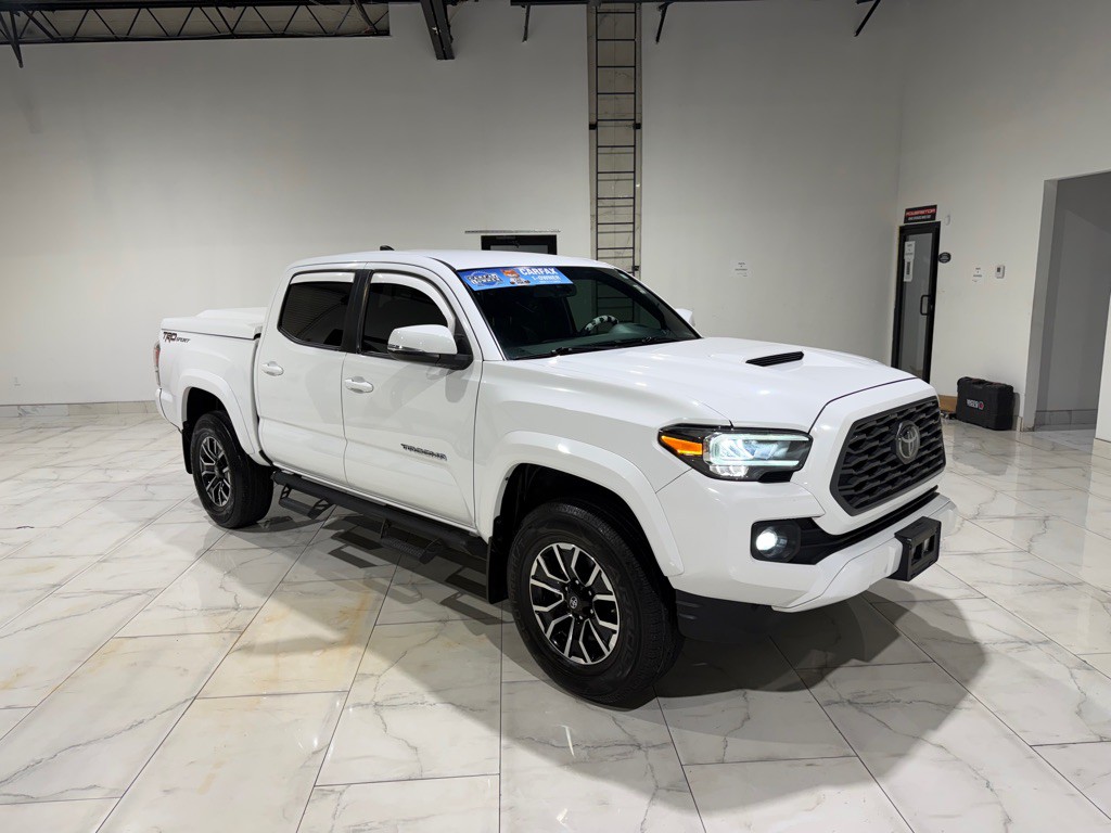 2020 Toyota Tacoma Image 3