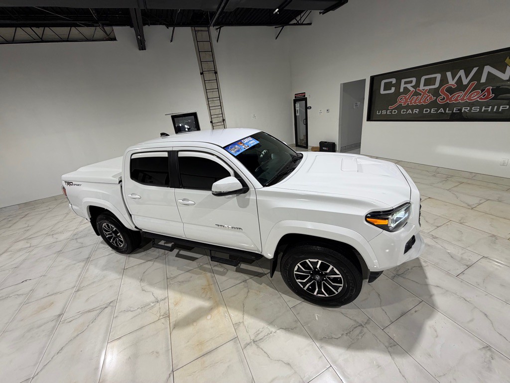 2020 Toyota Tacoma Image 5