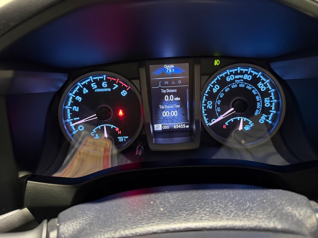 2020 Toyota Tacoma Image 25