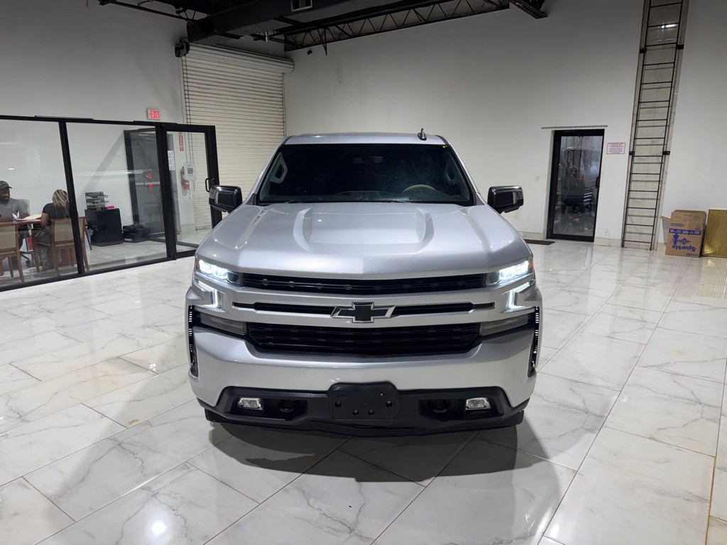 2020 Chevrolet Silverado 1500 Image 2
