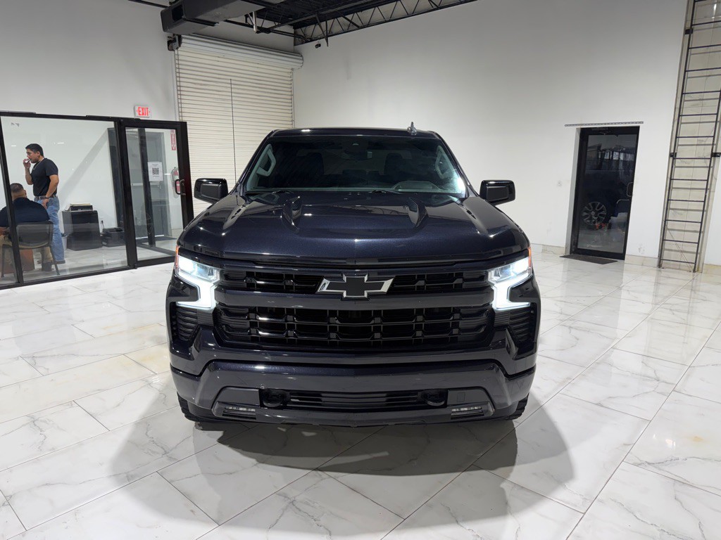 2022 Chevrolet Silverado 1500 Image 2