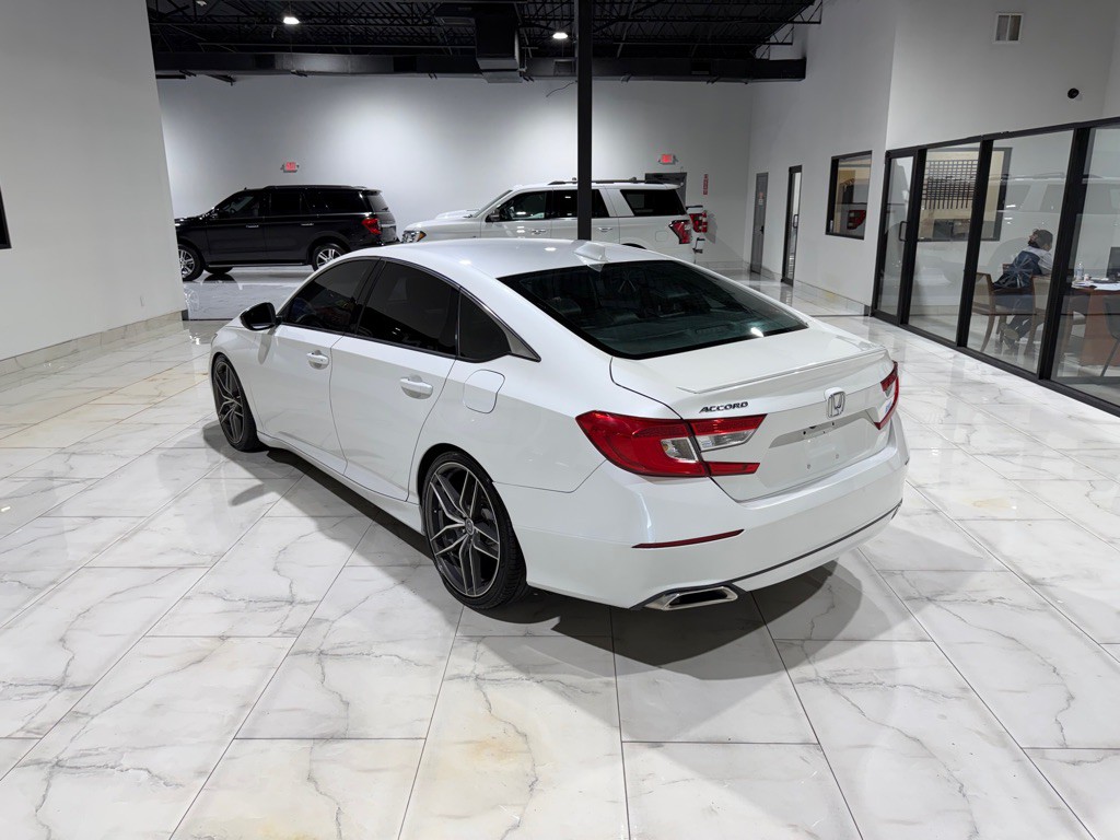 2020 Honda Accord Image 9