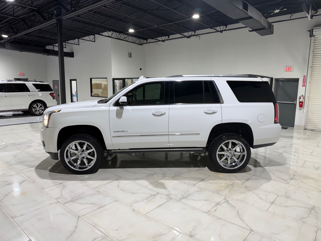 2017 GMC Yukon Image 8