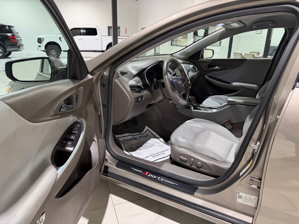2020 Chevrolet Malibu Image 15