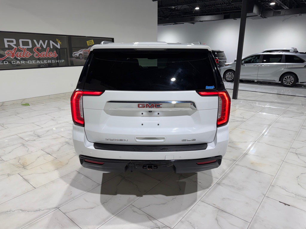 2021 GMC Yukon Image 11