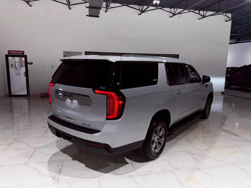 2021 GMC Yukon Image 12