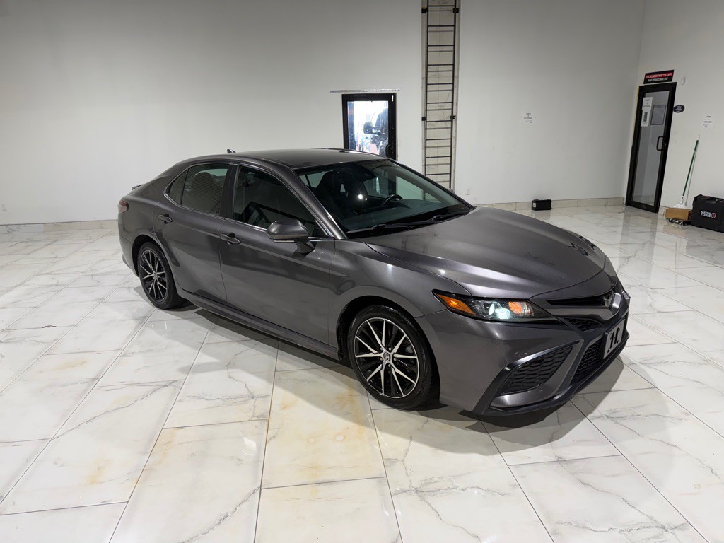 2022 Toyota Camry Image 3