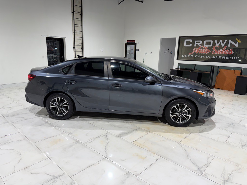 2024 Kia Forte Image 7