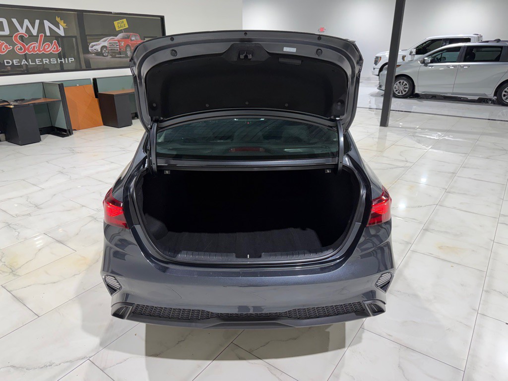 2024 Kia Forte Image 12