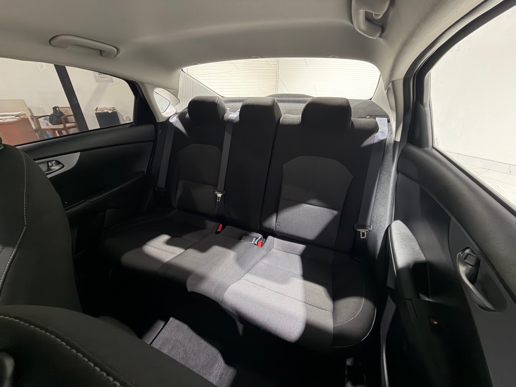 2024 Kia Forte Image 17