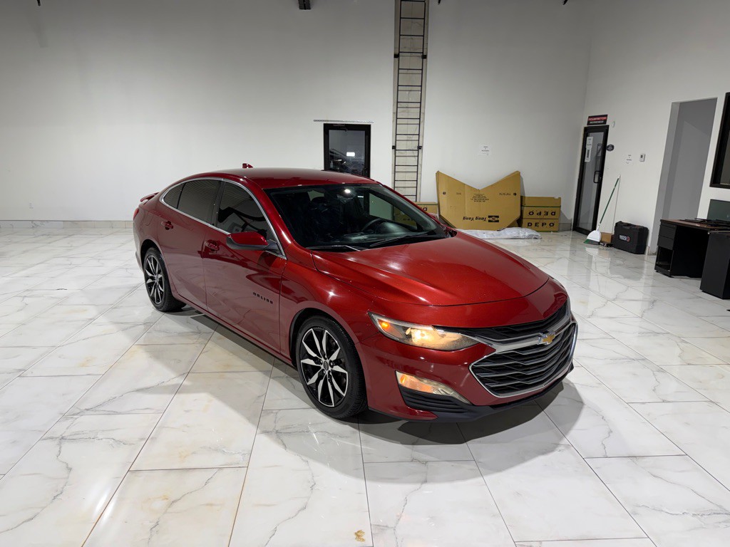 2023 Chevrolet Malibu Image 3