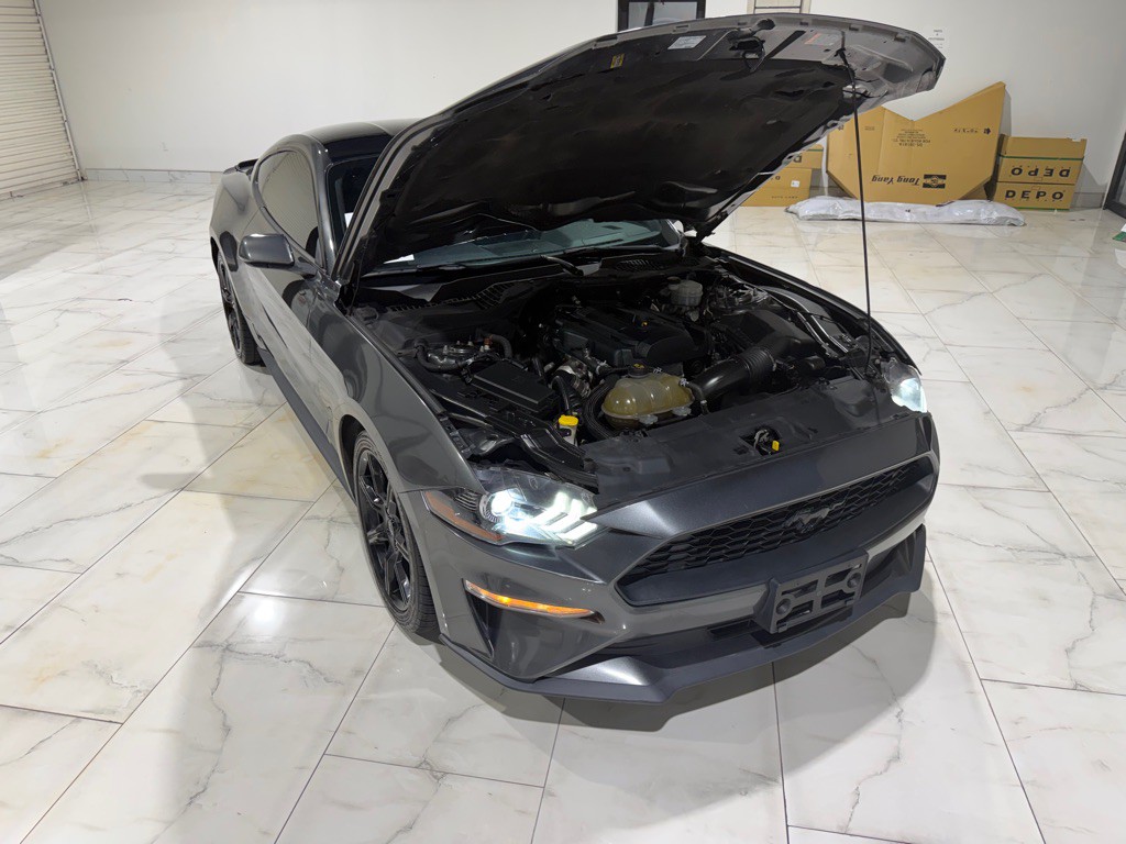 2018 Ford Mustang Image 4