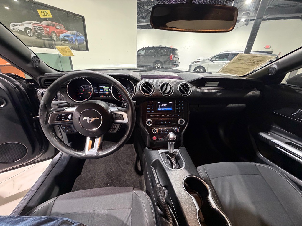 2018 Ford Mustang Image 18