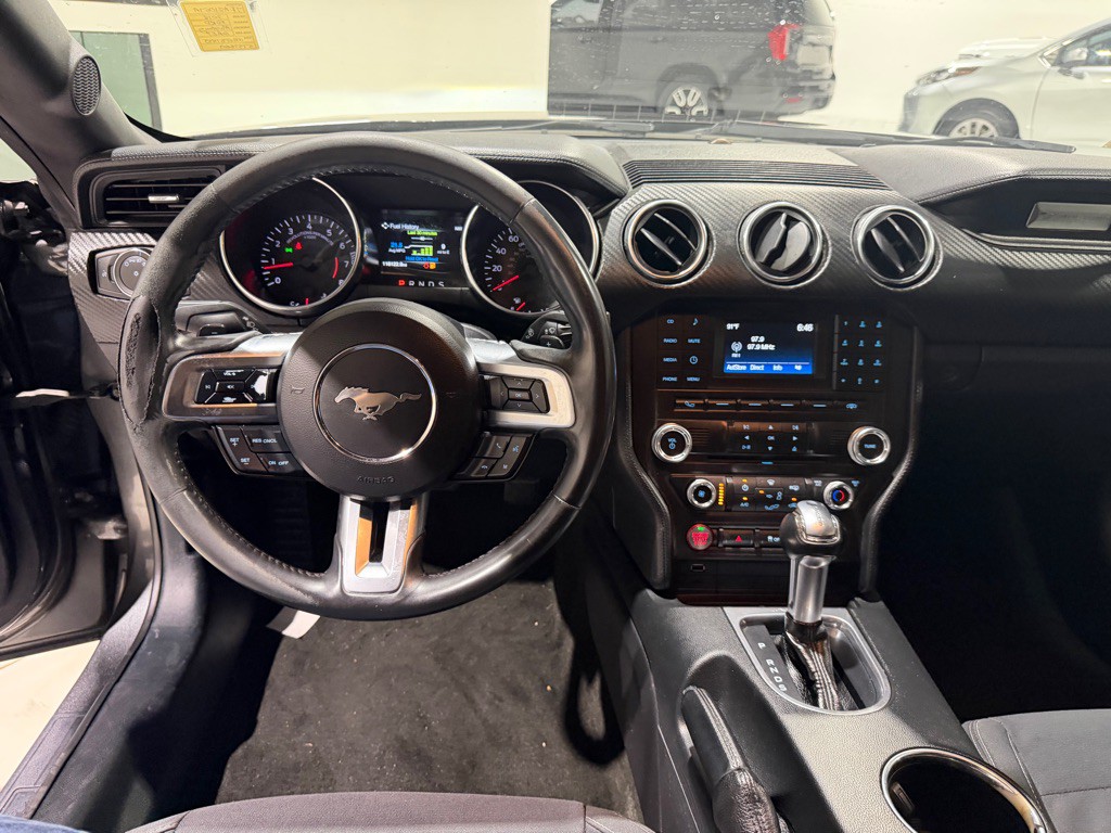 2018 Ford Mustang Image 19