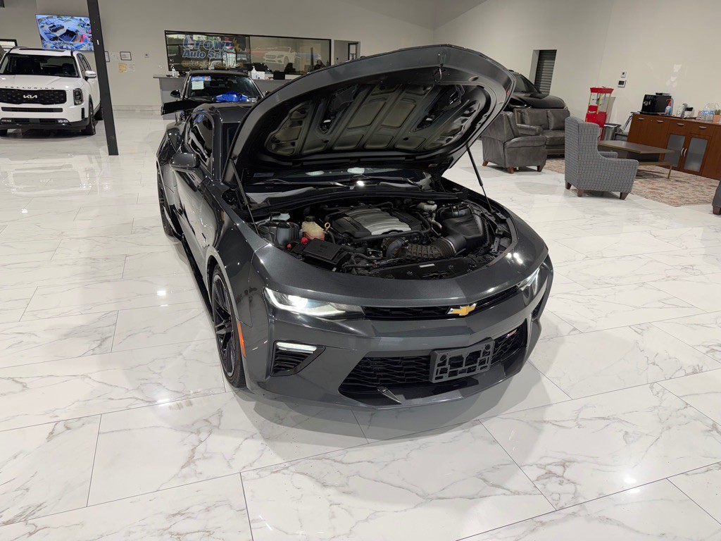 2018 Chevrolet Camaro Image 4