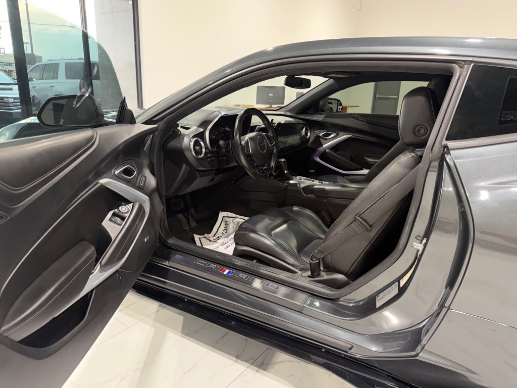 2018 Chevrolet Camaro Image 14