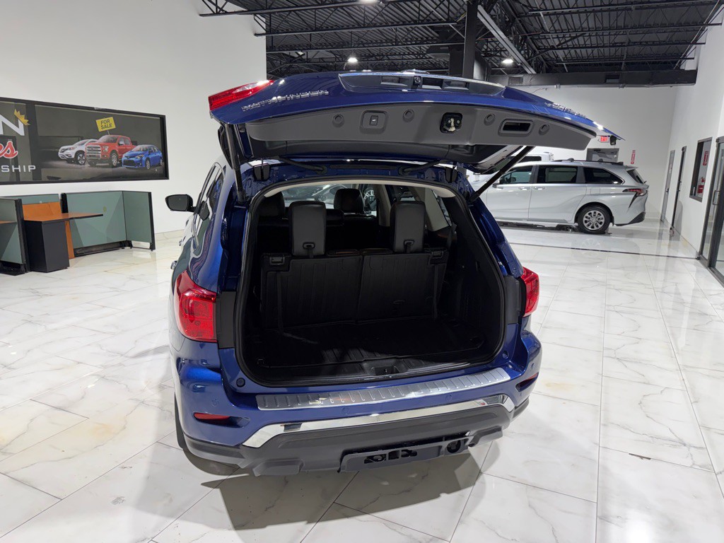 2018 Nissan Pathfinder Image 12