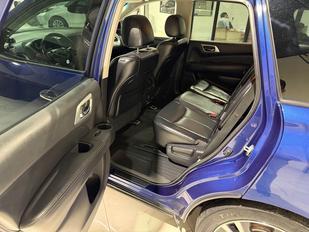 2018 Nissan Pathfinder Image 13