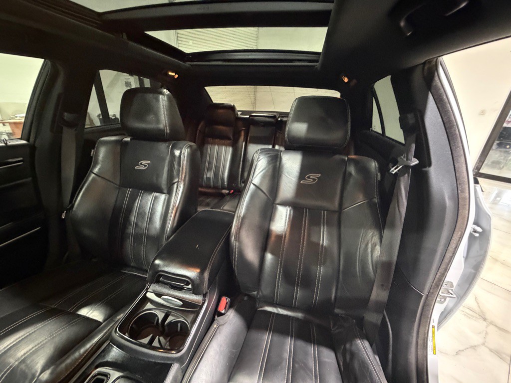 2021 Chrysler 300 Image 16