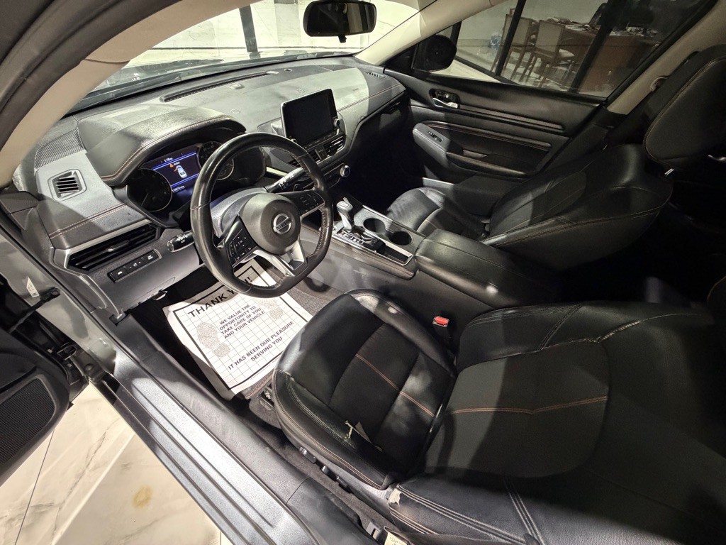 2022 Nissan Altima Image 19