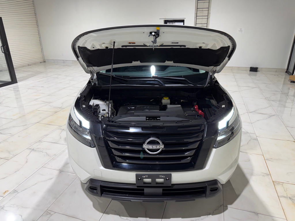 2022 Nissan Pathfinder Image 4