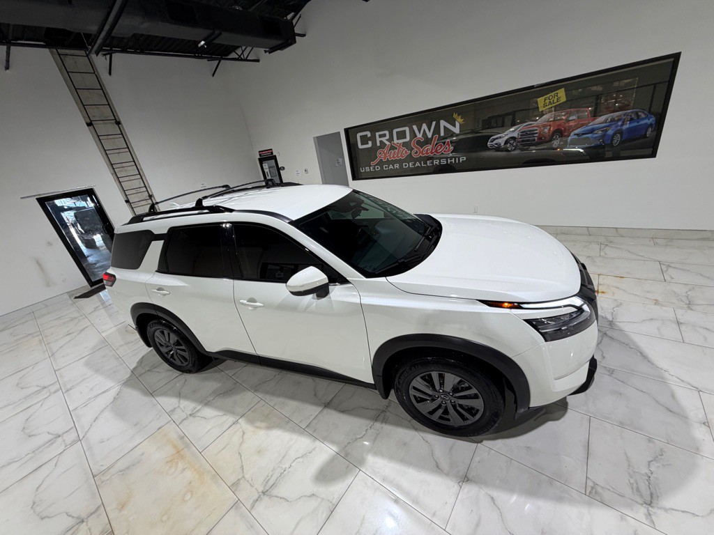 2022 Nissan Pathfinder Image 6