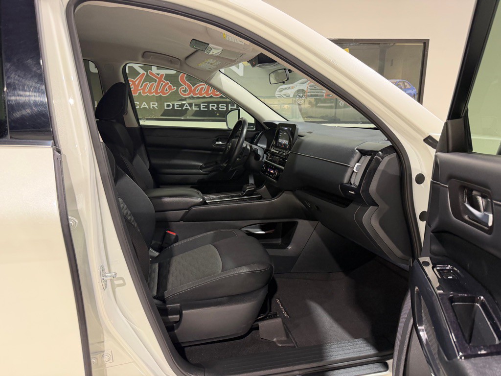 2022 Nissan Pathfinder Image 15