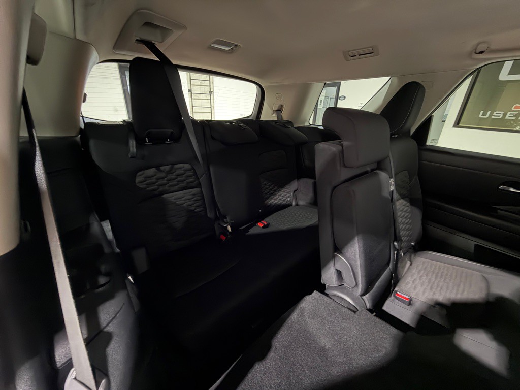 2022 Nissan Pathfinder Image 17