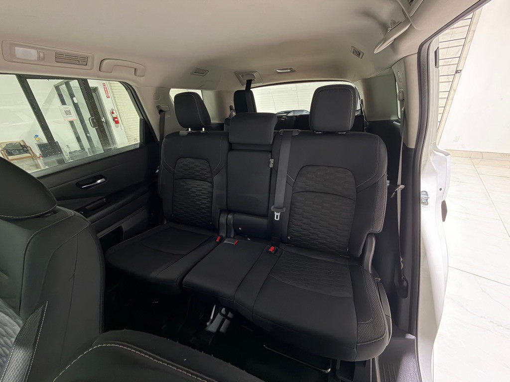 2022 Nissan Pathfinder Image 18
