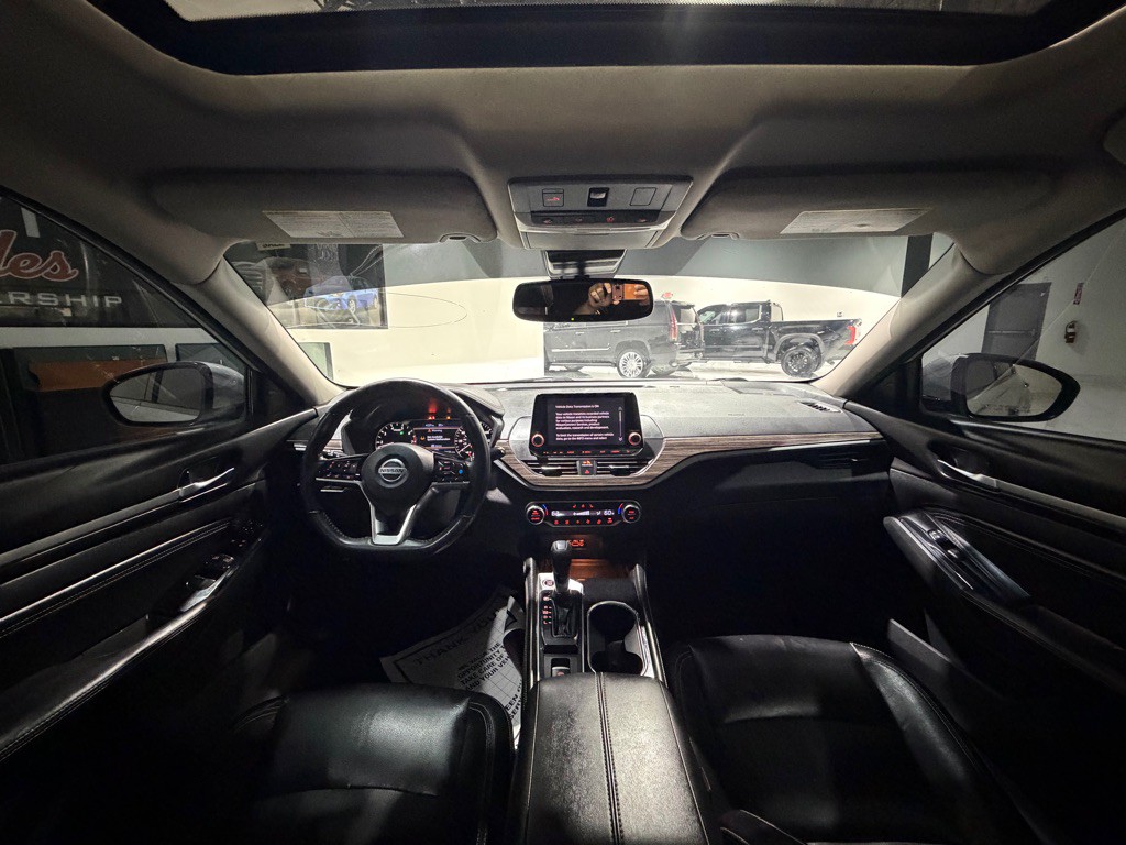 2020 Nissan Altima Image 20