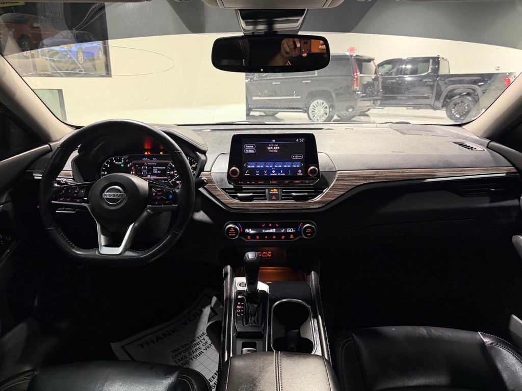 2020 Nissan Altima Image 21