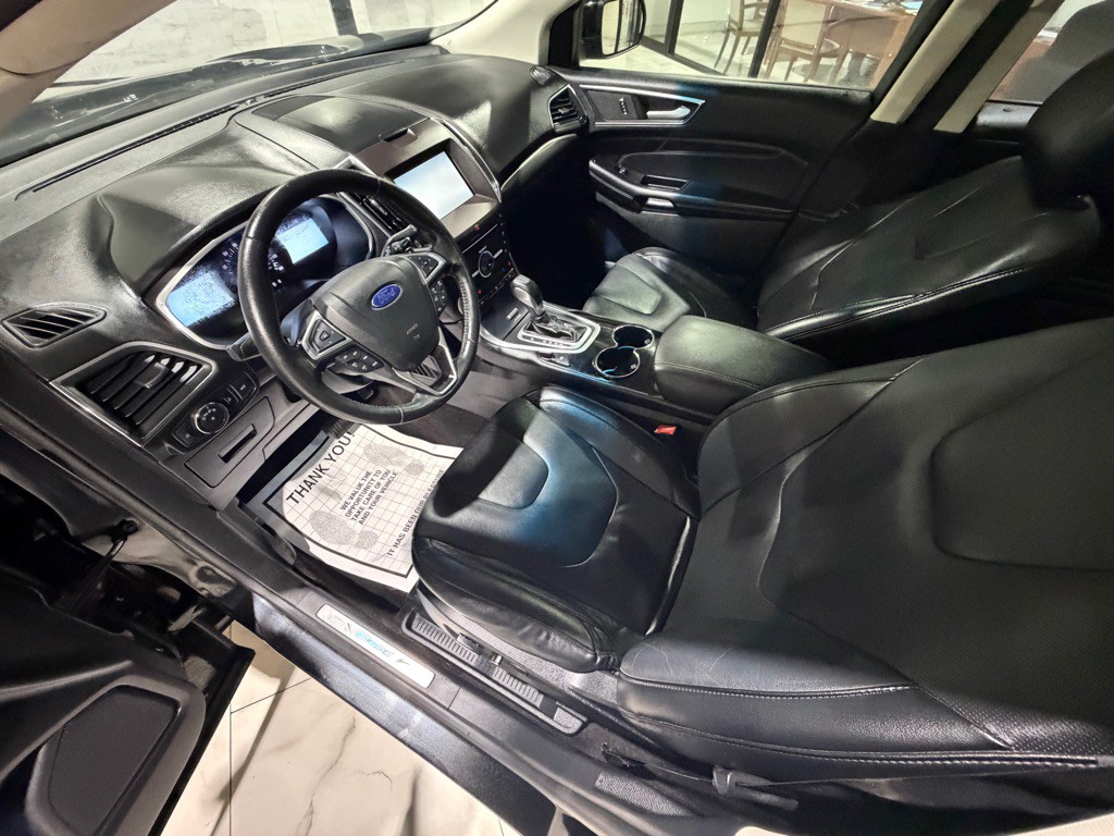 2015 Ford Edge Image 19